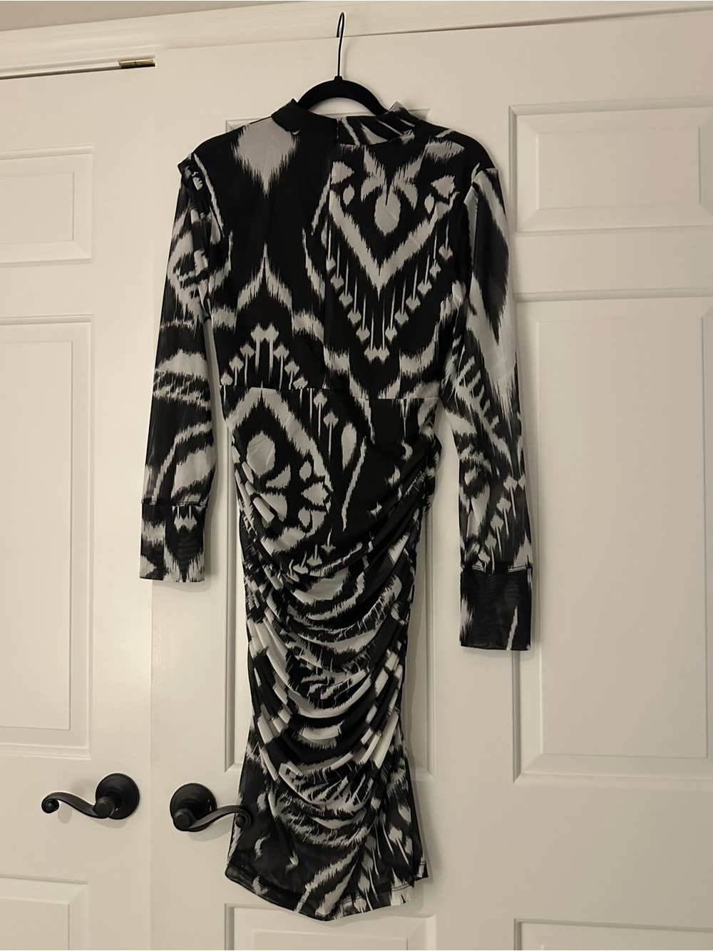 Farm Rio Black & White Ruched Long-Sleeve Dress